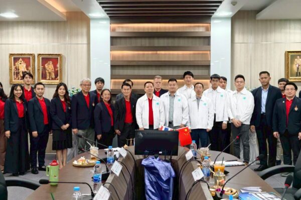 LINE_ALBUM_16-10-68 ประชุมหารือแนวทางการจัดการศึกษา_251017_32