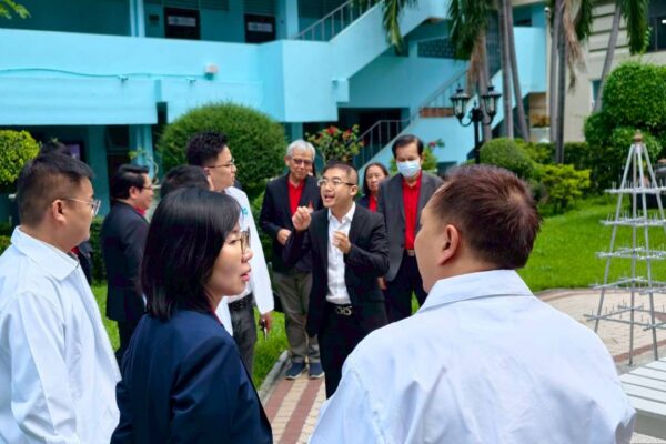 LINE_ALBUM_16-10-68 ประชุมหารือแนวทางการจัดการศึกษา_251017_75